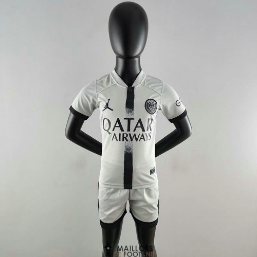 Tenue enfant PSG extérieur 2022/23 sur