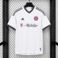 Maillot Bayern Munich Retro Exterieur 2002/2004 Maillot Bayern Munich Retro Exterieur 2002/2004
