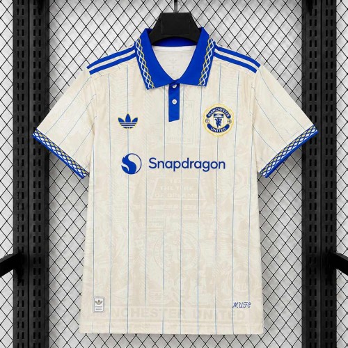 acheter Maillot Manchester United The Theatre Of Dreams White 2026/2027 acheter Maillot Manchester United The Theatre Of Dreams White 2026/2027