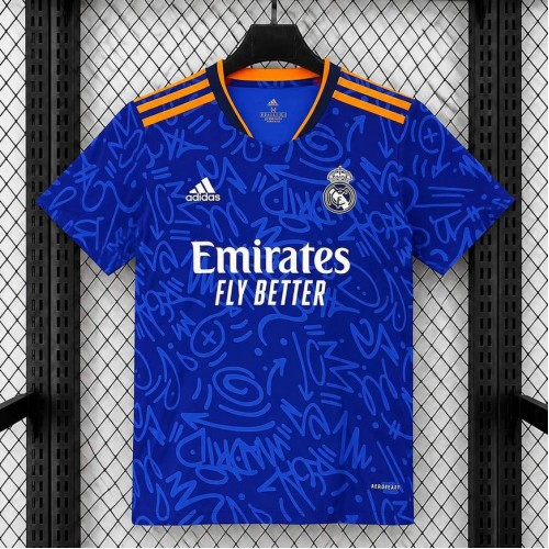 acheter Maillot Real Madrid Retro Exterieur 2021/2022 acheter Maillot Real Madrid Retro Exterieur 2021/2022