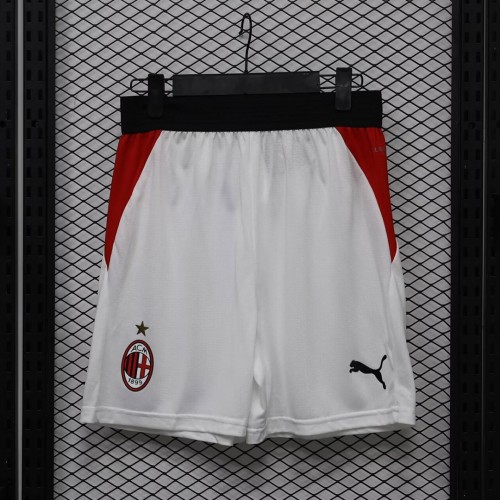 Short Match AC Milan Domicile 2026/2027 Short Match AC Milan Domicile 2026/2027